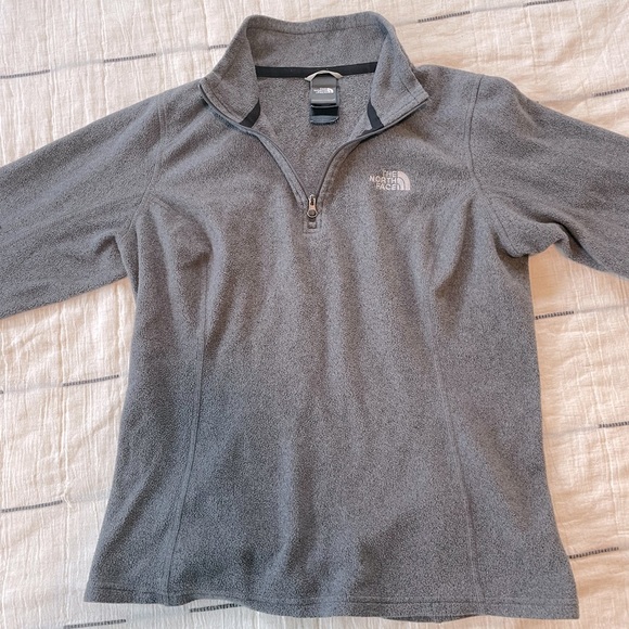 The North Face Fleece - Picture 3 of 3